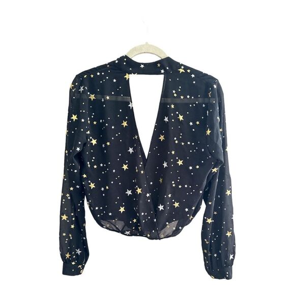 Lovers + Friends Black, Silver & Gold Star Print Cropped Blouse Back Cutout Sz S - Picture 1 of 5